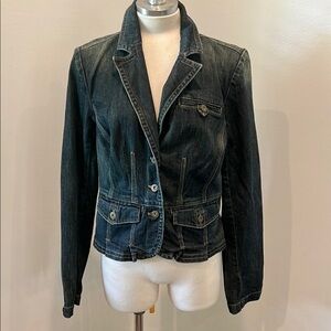 DKNY JEANS denim jean jacket, Classic fitted style, size M